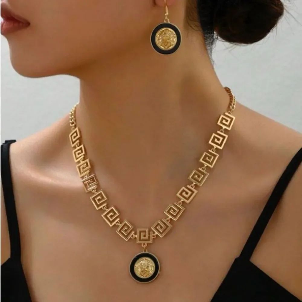 🌺 NEW! 🌺 Greek Key Lion Head Medusa Yellow Gold-tone Necklace & Earrings Set
